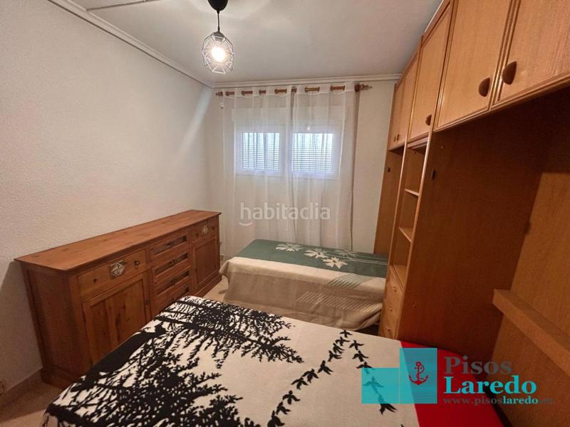 Foto 57bd8c0d-8731-4655-ba93-24f00f7e4989. Miete etagenwohnung in calle república de colombia 20 in Laredo