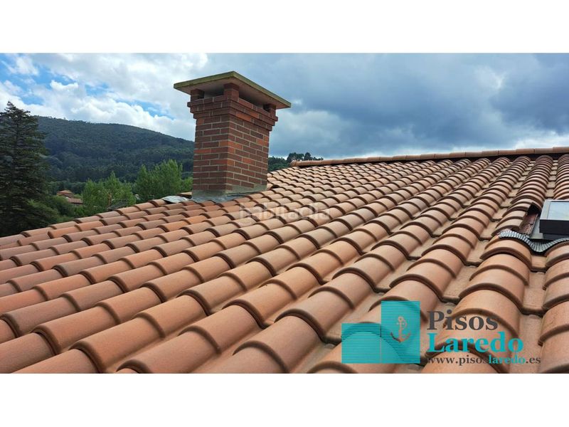 Foto 28058de2-e85d-4834-922b-1605d2af3352. Casa amb calefacció aparcament a Limpias