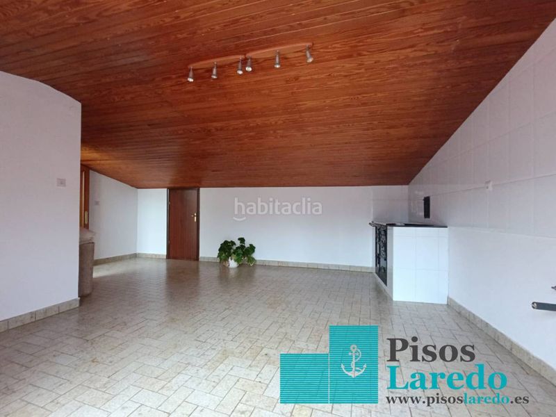 Foto 3a76e2b6-1439-4729-85f0-1e75b62de0b5. Casa amb calefacció aparcament a Limpias