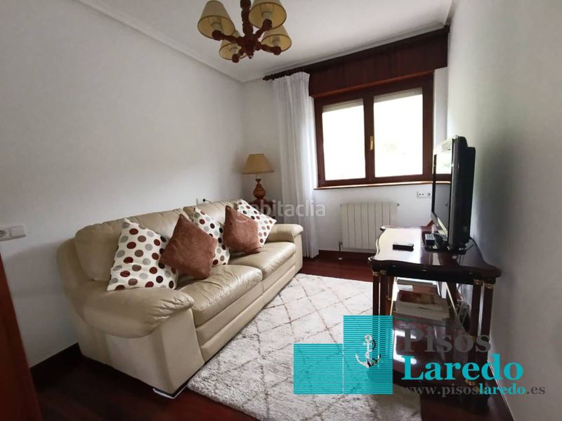 Foto 6cbc7fca-ef86-4a3e-81a6-6e02d6d3481b. Casa amb calefacció aparcament a Limpias