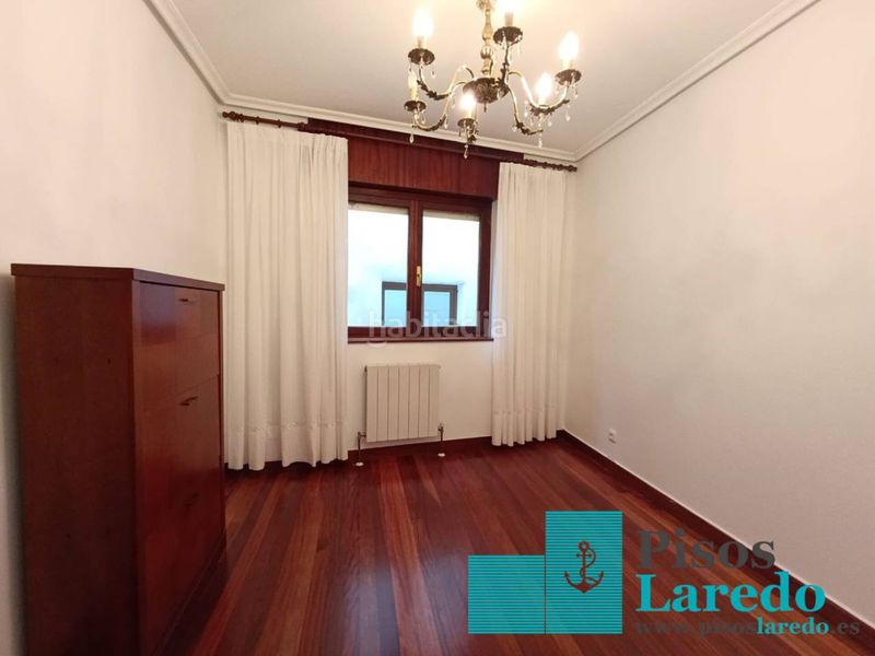 Foto 6f098b97-6c10-4003-9207-575ffa7f281a. Casa amb calefacció aparcament a Limpias