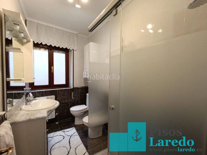 Foto 8e67ffed-e82a-4126-aab8-e4c6ca402d83. Casa amb calefacció aparcament a Limpias