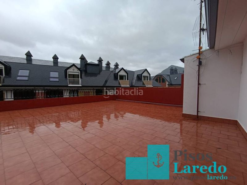 Foto a7b4af0d-1f4c-4f8d-a53b-3d1e6c64023e. Casa amb calefacció aparcament a Limpias