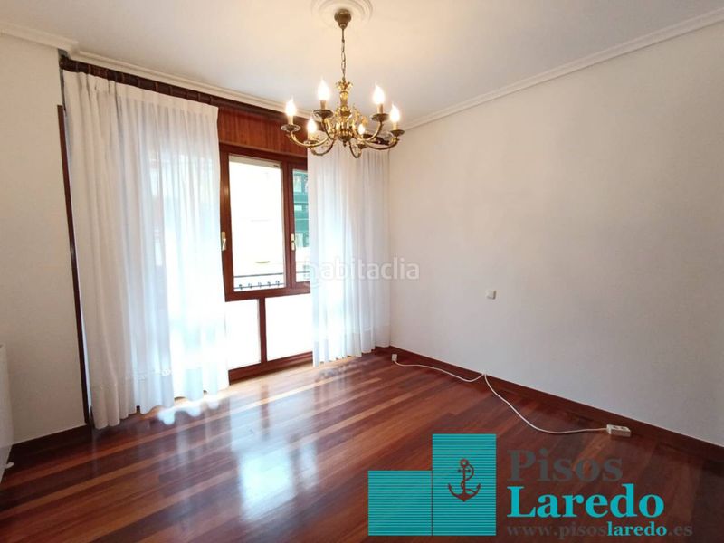 Foto f1d9b1f8-2269-42ae-9741-73f61589c8cd. Casa amb calefacció aparcament a Limpias