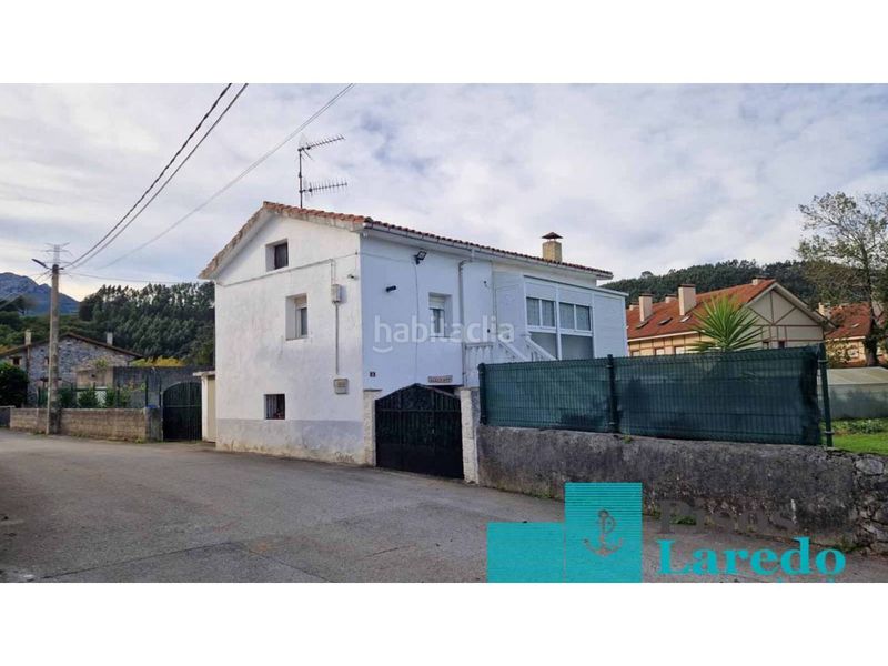 Foto 3b0f1ae1-bc1a-43c8-8d26-5ea4f05fda0a. Casa amb calefacció aparcament a Rasines