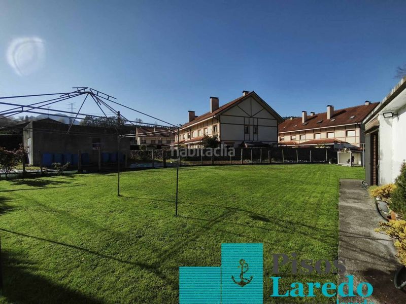 Foto 9abb2cb2-8660-4556-be97-888d3d11a66c. Casa amb calefacció aparcament a Rasines