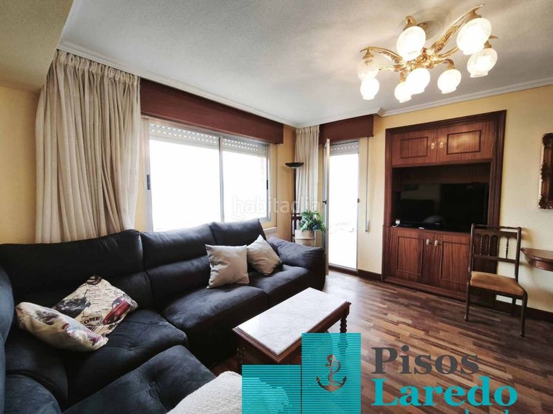 Foto 05d83462-738e-4c37-b19f-8f1a7c2e2b84. Pis amb calefacció aparcament a El Puntal Laredo