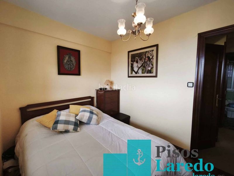 Foto 0be7de74-f4b9-4a48-a761-6b4acd83f545. Pis amb calefacció aparcament a El Puntal Laredo