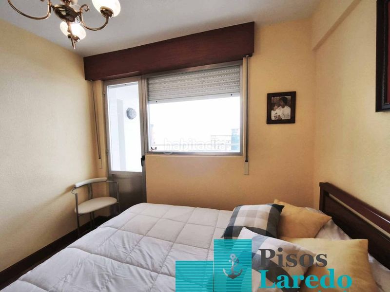 Foto 4f9807ff-7932-460e-9c3a-796438c691f6. Pis amb calefacció aparcament a El Puntal Laredo