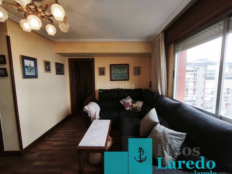 Foto 90529933-e3d5-4262-bf58-a5d8c3301ad1. Pis amb calefacció aparcament a El Puntal Laredo