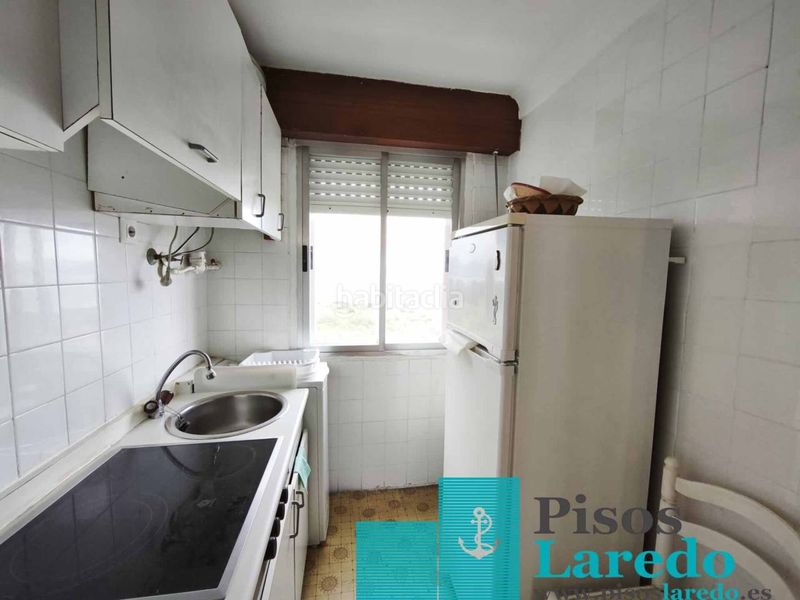 Foto ac446f25-fe7b-424f-98ea-2102d35ddcdc. Pis amb calefacció aparcament a El Puntal Laredo