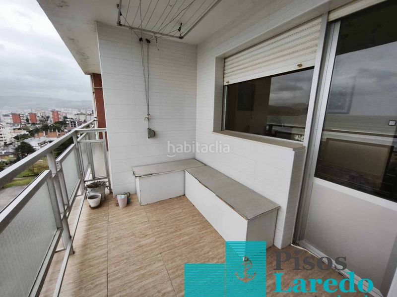 Foto b4d7c0ac-281f-4134-8f7d-2600315d89a0. Pis amb calefacció aparcament a El Puntal Laredo