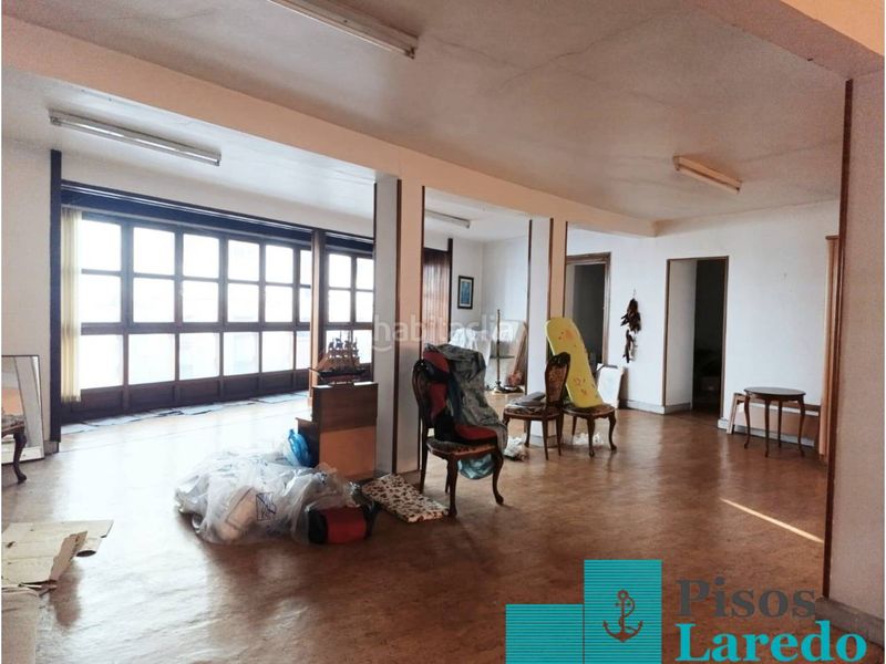 Foto e3d81347-a5a0-4a0c-adac-b00a571e7a10. Edificio en avenida federico somarriba 1 casa edificio completo en venta en Ampuero