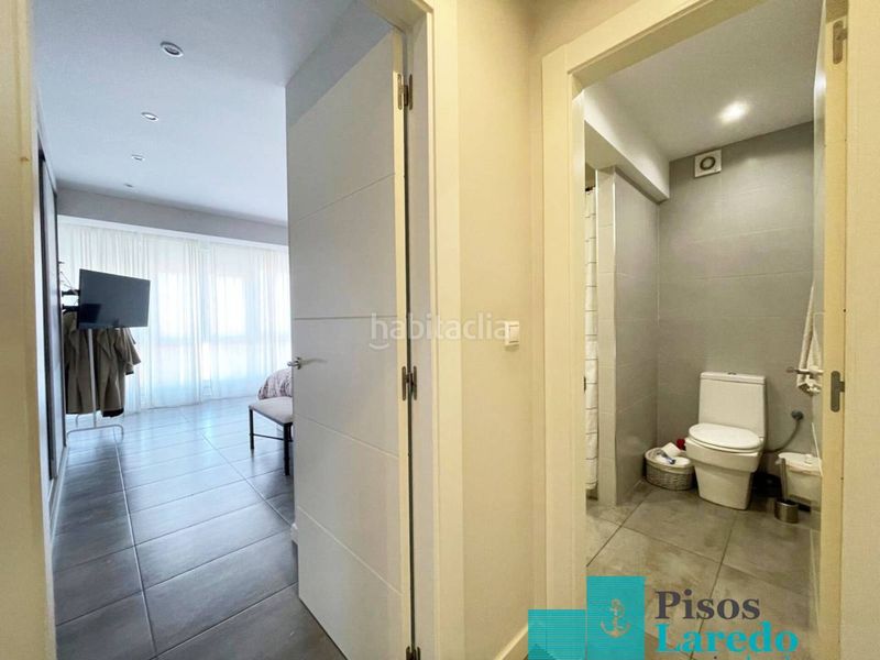 Foto 0a0c1592-9f47-4160-91e3-6514127ae881. Pis amb calefacció aparcament a Centro Laredo