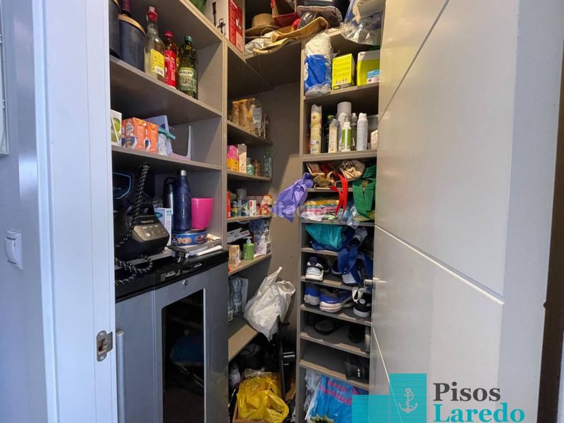 Foto eb3a4482-0da8-457c-b126-afff82acd51d. Pis amb calefacció aparcament a Centro Laredo