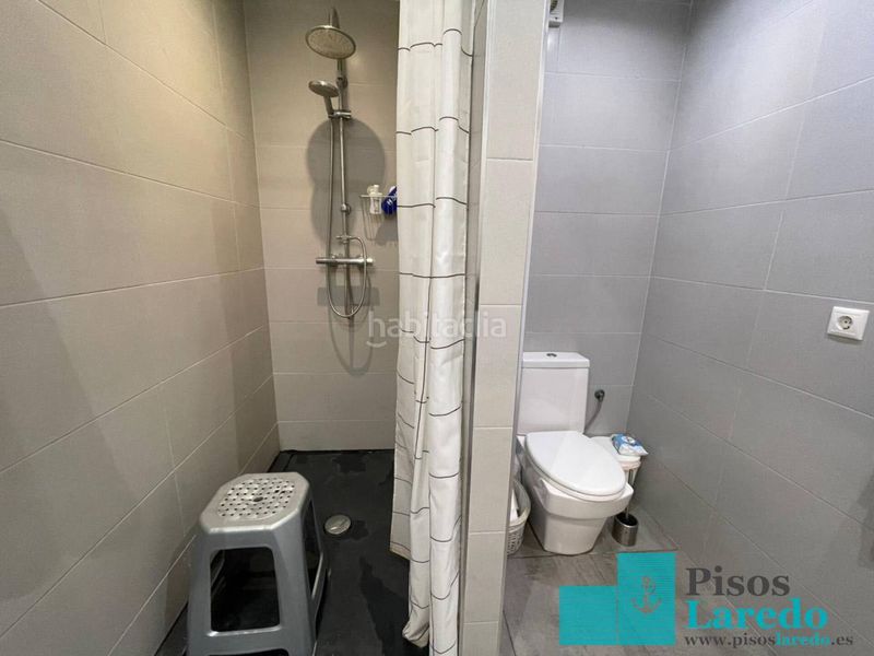 Foto f84bdf14-8908-4dbc-9583-2e8e5733ca0d. Pis amb calefacció aparcament a Centro Laredo