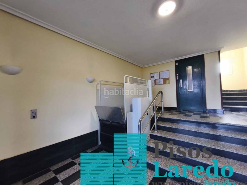 Foto 5ad0c2f6-7823-4e09-ab9a-e2fb3b285155. Pis amb calefacció piscina a El Puntal Laredo