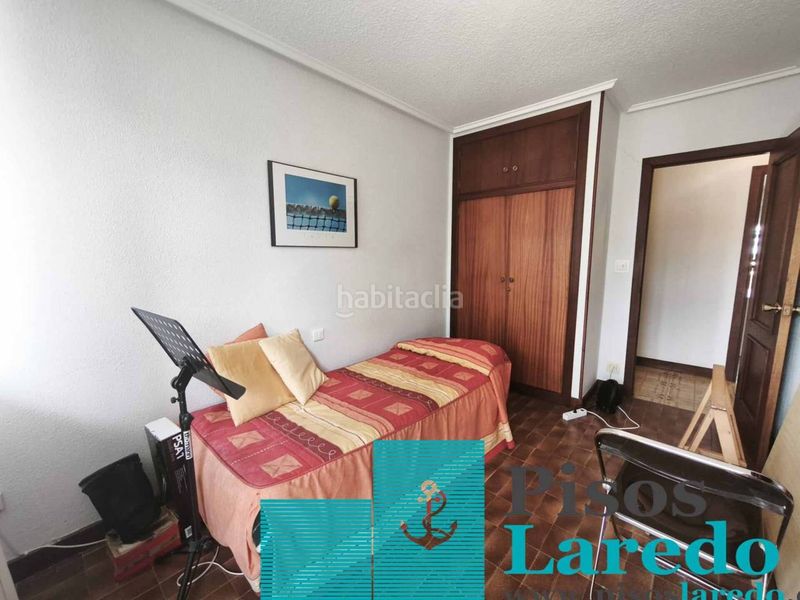 Foto a8665987-094a-498a-b559-910da447268c. Pis amb calefacció piscina a El Puntal Laredo