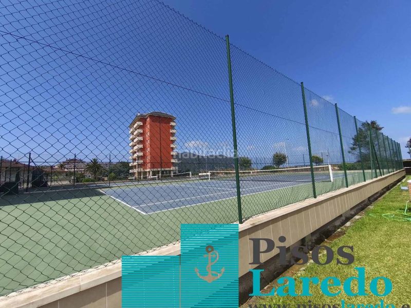 Foto f08a7bb5-3d73-4997-915d-255af5055a14. Pis amb calefacció piscina a El Puntal Laredo