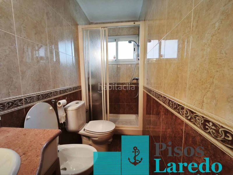 Foto 71e2d7b8-7279-4c93-adf6-834b1e62bdaf. Pis a Zona Playa Laredo