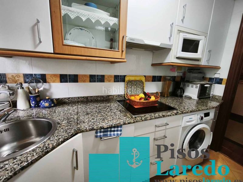 Foto ccbcfbb6-7751-40a8-849f-7a47df2bf1c2. Pis a Zona Playa Laredo