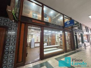 Local Comercial en Calle López Seña