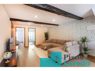 Etagenwohnung in Calle santa maría 18. Vivienda totalmente reformada