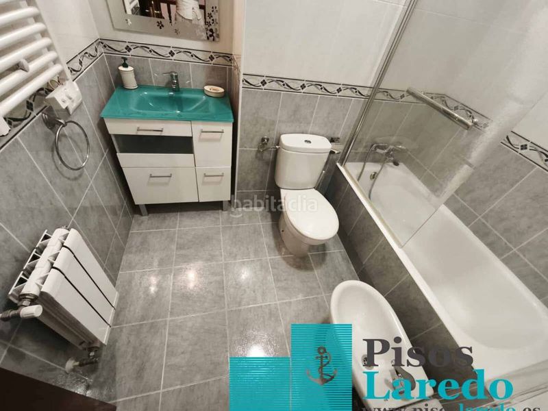 Foto 88a8eecd-5b3d-41fa-b4f9-67afb4bbcff1. Pis a calle badames 1 a Voto