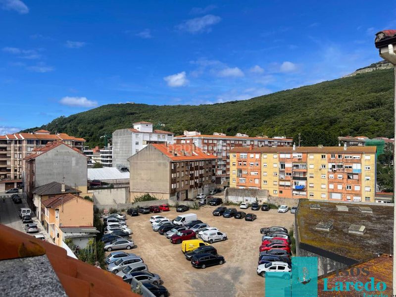 Foto 9e23fec7-192c-432f-9d48-7b126ff61cfb. Dúplex amb calefacció aparcament a Santoña