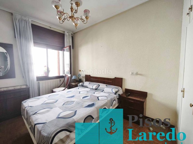 Foto a3b37183-529d-42a5-b82f-1e140bad1761. Piso en calle marqués de valdecilla 1 piso de tres habitaciones en pleno Centro en Laredo