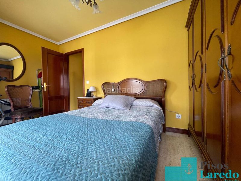 Foto 8c0cc1c2-b008-4f98-9fc4-fa5fee704796. Dúplex amb calefacció aparcament a Palacio Noja