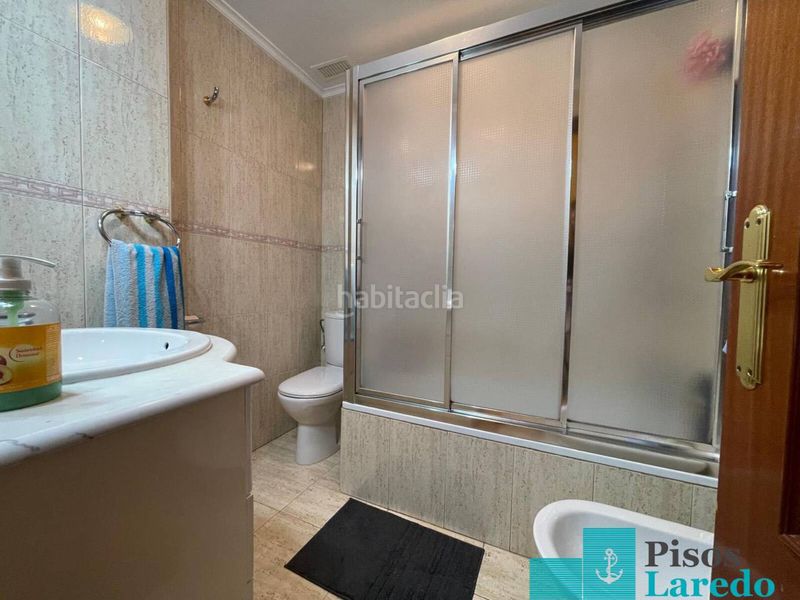 Foto a21f6405-ad0f-47e0-af05-d4c96edc381d. Dúplex amb calefacció aparcament a Palacio Noja