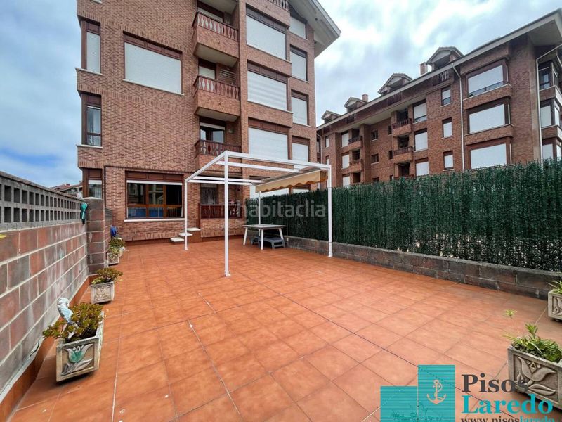 Foto ba533bd3-6b3c-4c6a-850c-ca9ee8e46416. Dúplex amb calefacció aparcament a Palacio Noja