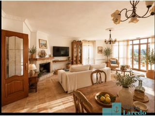 Casa  Calle pedroso. Espectacular chalet independiente !!
