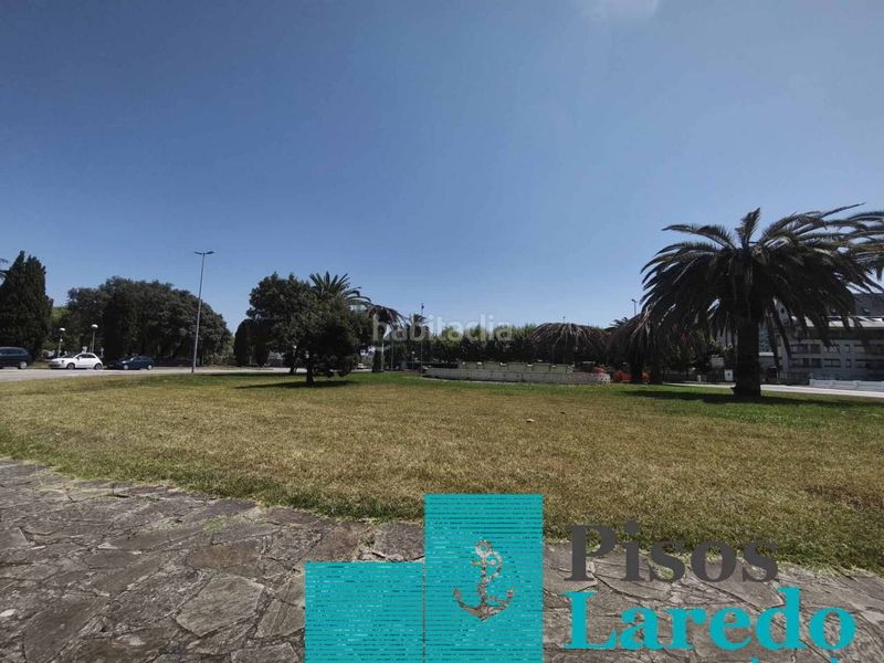 Foto 11a213fc-43f0-4dfc-9864-8940a1072db7. Piso en avenida libertad 1 bajo en pleno carlos v en Laredo