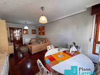 Pis a Calle pintor pablo puente 8. Piso en venta en colindres