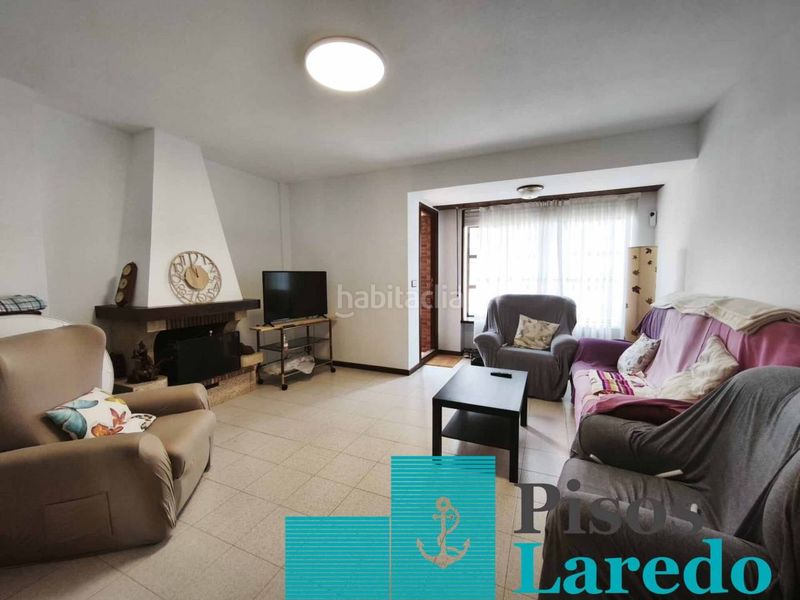 Foto 5ef83ce4-d4b5-4084-b556-a829dcd85ffd. Casa adossada amb calefacció aparcament a Zona Playa Laredo