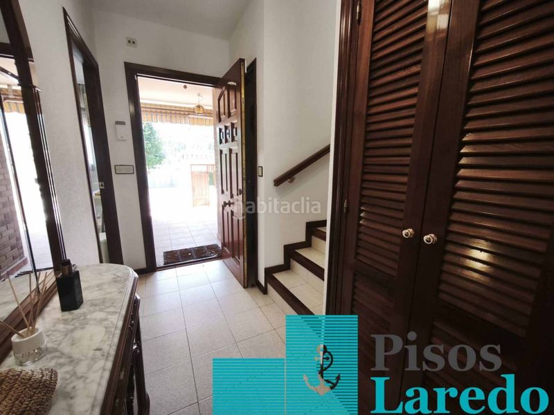 Foto bec2b7ab-4296-4e7f-90cb-329e36758ed5. Casa adossada amb calefacció aparcament a Zona Playa Laredo