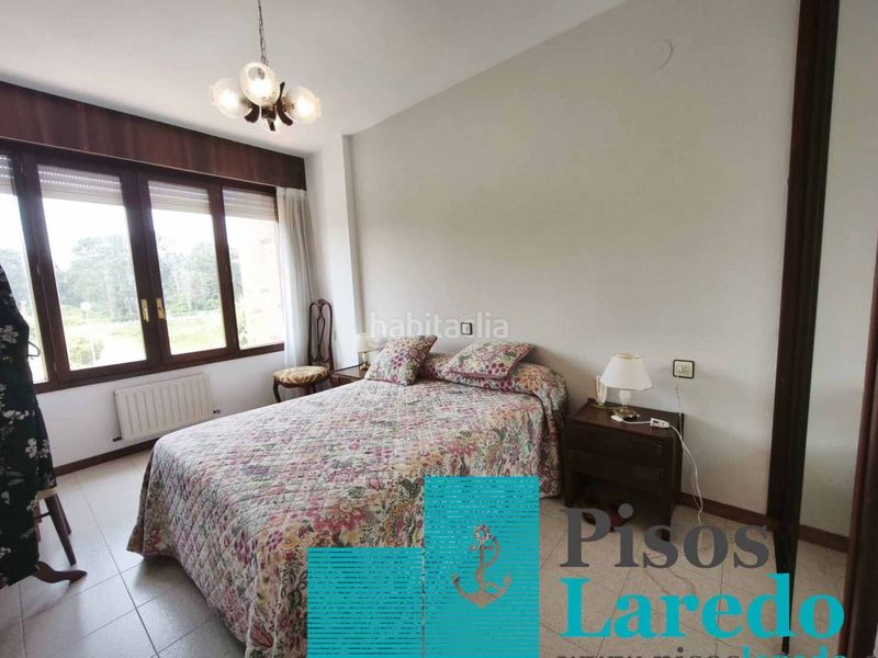 Foto c60f6c4b-beb3-4adb-a9f9-b293ef3951f3. Casa adossada amb calefacció aparcament a Zona Playa Laredo