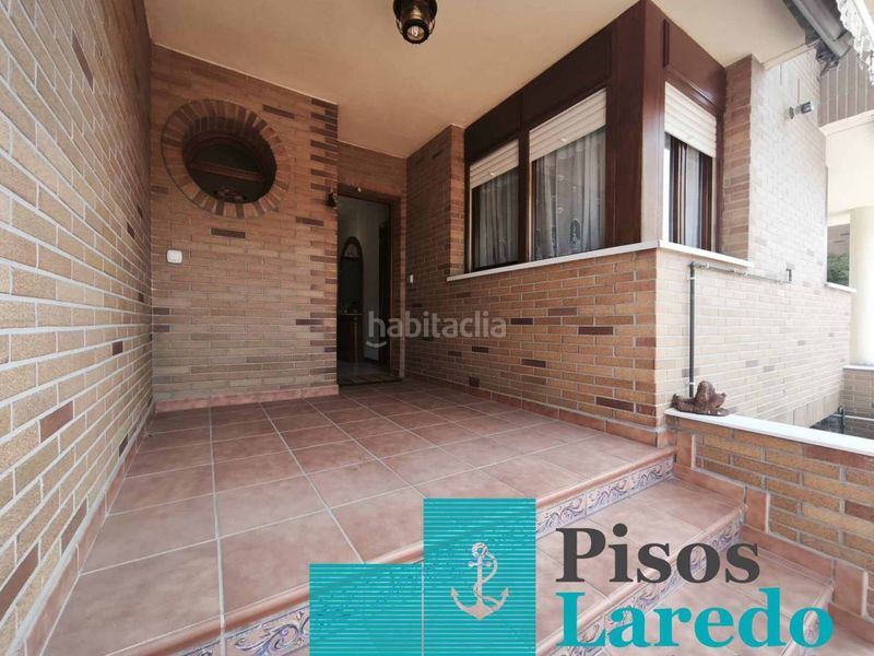 Foto d99827f5-0788-492c-9b37-54a34d6ecd31. Casa adossada amb calefacció aparcament a Zona Playa Laredo
