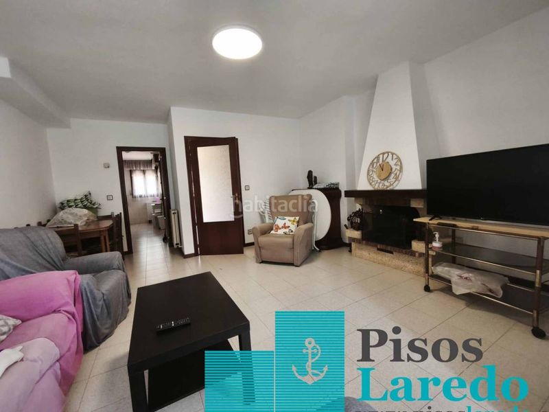 Foto ddc6f300-9944-4d70-a93a-8fc4b13ff288. Casa adossada amb calefacció aparcament a Zona Playa Laredo