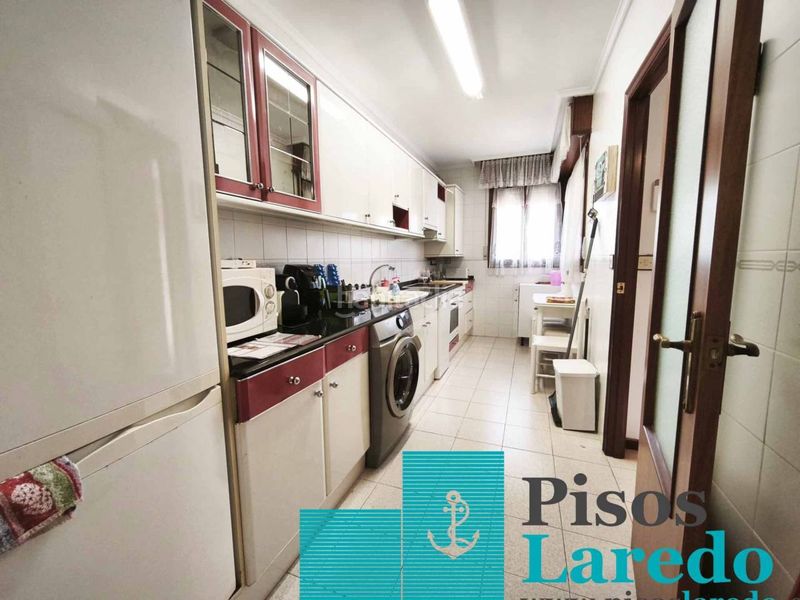 Foto de71c6b7-451d-40db-bd03-ec63cacd2ac9. Casa adossada amb calefacció aparcament a Zona Playa Laredo