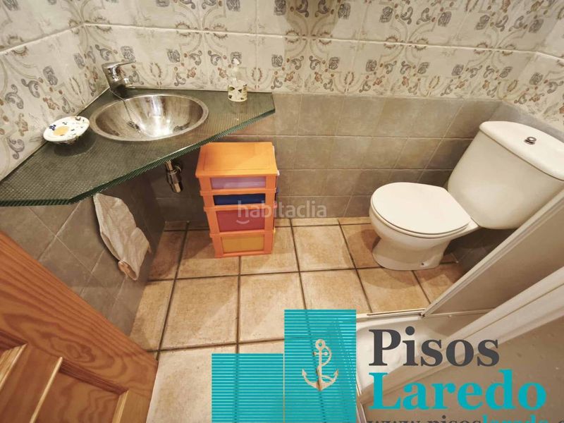 Foto f09f6db5-f8e0-4aa3-944c-16cf3119e199. Dúplex amb calefacció aparcament piscina a El Puntal Laredo