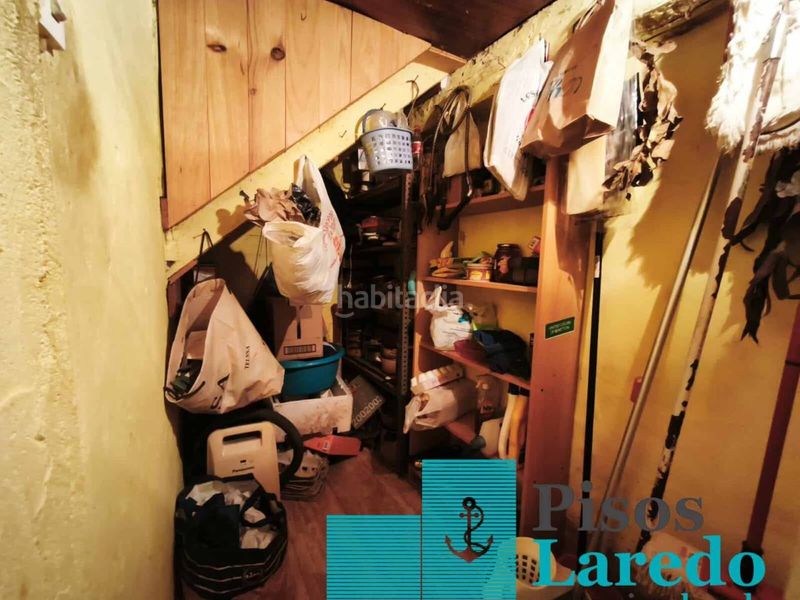 Foto d4b50e98-b311-446e-88f9-3dd0c004494c. Casa aparellada amb aparcament a Rasines