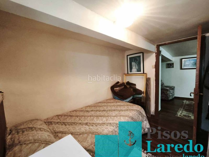 Foto d605433f-a1c5-459e-aaad-dc0ee4d511fb. Casa aparellada amb aparcament a Rasines
