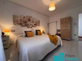 Appartamento in Calle marques de valdecilla 9. Estupendo piso en venta en pleno centro de laredo