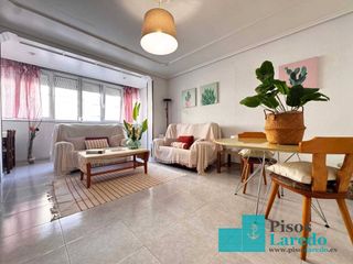 Etagenwohnung  Ronda miramar. Estupendo piso en venta en pleno centro de laredo