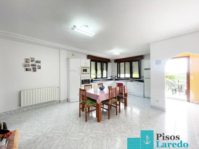 Foto 0cd7d5fe-22d2-447d-b68e-fe381101377b. Casa a calle trasmiera 20 a Argoños