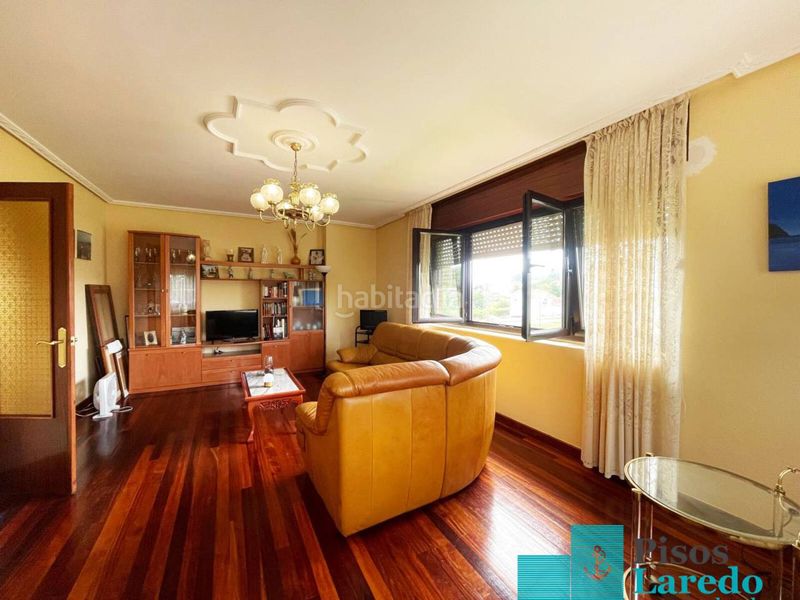 Foto 416b9f81-73c1-47d7-99f4-237a136c555c. Casa a calle trasmiera 20 a Argoños
