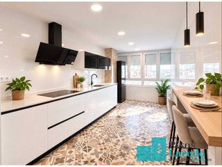 Flat in Calle corregimiento 7. Espectacular vivienda en exclusiva a estrenar!!
